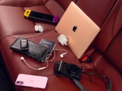 Squishmallow, gigi palsu, dan tas ‘I Heart Hot Dads’: Uber telah menemukan ribuan barang tersisa di robotaxis
| beritakitanih Squishmallow, gigi palsu, dan tas 'I Heart Hot Dads': Uber telah menemukan ribuan barang tersisa di robotaxis
| beritakitanih