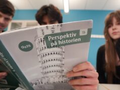 Swedia akan melarang ponsel di sekolah
| beritakitanih Swedia akan melarang ponsel di sekolah
| beritakitanih