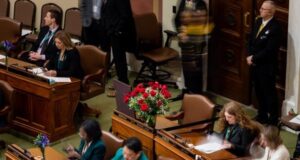 Teman satu kursi Melissa Hortman di DPR merefleksikan peringatan tersebut
| beritakitanih Teman satu kursi Melissa Hortman di DPR merefleksikan peringatan tersebut
| beritakitanih