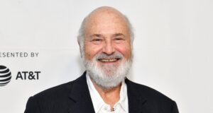 ‘The Bear’ menghormati mendiang bintang tamu Rob Reiner dengan anggukan sepenuh hati di seri terakhir
| beritakitanih 'The Bear' menghormati mendiang bintang tamu Rob Reiner dengan anggukan sepenuh hati di seri terakhir
| beritakitanih