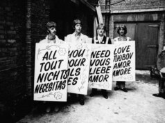 “The Beatles Menandai ‘Hari Beatles Global’ Dengan Klip Pertunjukan ‘All You Need Is Love'”.
| beritakitanih "The Beatles Menandai 'Hari Beatles Global' Dengan Klip Pertunjukan 'All You Need Is Love'".
| beritakitanih