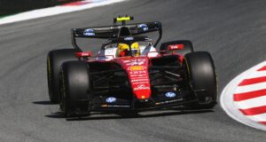 ‘Tidak ada pegangan!’ – Hamilton, Verstappen mengakui Spanyol kesulitan
| beritakitanih 'Tidak ada pegangan!' - Hamilton, Verstappen mengakui Spanyol kesulitan
| beritakitanih