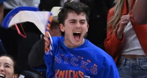 “Timothée Chalamet & Bintang Lainnya yang Menyaksikan Kemenangan Kejuaraan Knicks”.
| beritakitanih "Timothée Chalamet & Bintang Lainnya yang Menyaksikan Kemenangan Kejuaraan Knicks".
| beritakitanih