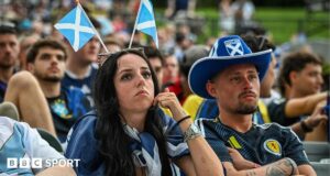 Tinggal atau pulang? Tentara Tartan dalam ketidakpastian saat Skotlandia menunggu nasib
| beritakitanih Tinggal atau pulang? Tentara Tartan dalam ketidakpastian saat Skotlandia menunggu nasib
| beritakitanih