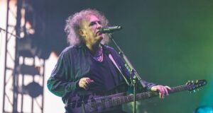 Tonton The Cure memainkan ‘Treasure’ dan ‘In Your House’ untuk pertama kalinya dalam lebih dari satu dekade saat mereka berganti setlist untuk North Festival 2026
| beritakitanih Tonton The Cure memainkan 'Treasure' dan 'In Your House' untuk pertama kalinya dalam lebih dari satu dekade saat mereka berganti setlist untuk North Festival 2026
| beritakitanih