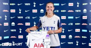 Tottenham merekrut mantan gelandang Arsenal Pelova
| beritakitanih Tottenham merekrut mantan gelandang Arsenal Pelova
| beritakitanih