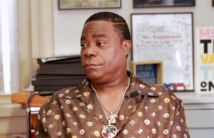 Tracy Morgan Mengingat Detail Brutal Kecelakaan Truk yang Membuatnya Koma
| beritakitanih Tracy Morgan Mengingat Detail Brutal Kecelakaan Truk yang Membuatnya Koma
| beritakitanih
