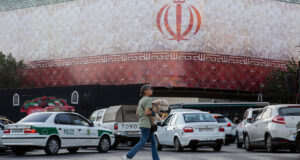 Trump Membuat Klaim Besar Tentang Perundingan Iran. Iran Terus Menentangnya.
| beritakitanih Trump Membuat Klaim Besar Tentang Perundingan Iran. Iran Terus Menentangnya.
| beritakitanih