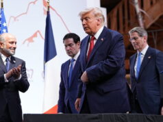 Trump Mempertahankan Kesepakatan untuk Mengakhiri Perang dengan Iran saat Detailnya Muncul
| beritakitanih Trump Mempertahankan Kesepakatan untuk Mengakhiri Perang dengan Iran saat Detailnya Muncul
| beritakitanih