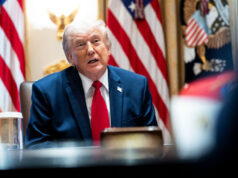 Trump Menandatangani Perintah Eksekutif yang Meminta Pengawasan Model AI
| beritakitanih Trump Menandatangani Perintah Eksekutif yang Meminta Pengawasan Model AI
| beritakitanih