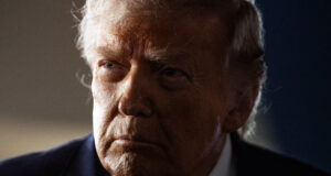 Trump di Usia 80: Seorang Presiden ‘Sangat Tidak Nyaman’ Dengan Penuaan
| beritakitanih Trump di Usia 80: Seorang Presiden 'Sangat Tidak Nyaman' Dengan Penuaan
| beritakitanih