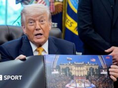 Trump mengatakan ‘Menara Eiffel’ seperti struktur UFC mungkin tetap ada
| beritakitanih Trump mengatakan 'Menara Eiffel' seperti struktur UFC mungkin tetap ada
| beritakitanih