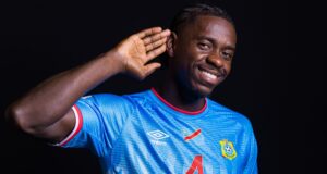 Tuanzebe, Kongo: Saya bukan politisi tapi kita bisa mengubah dunia dengan sepak bola
| beritakitanih Tuanzebe, Kongo: Saya bukan politisi tapi kita bisa mengubah dunia dengan sepak bola
| beritakitanih