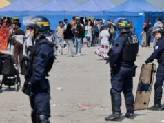 UE mencapai kesepakatan migrasi untuk lebih banyak deportasi dan pusat penahanan di luar negeri
| beritakitanih UE mencapai kesepakatan migrasi untuk lebih banyak deportasi dan pusat penahanan di luar negeri
| beritakitanih