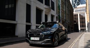 Uber meminta London untuk bersiap menghadapi robotaxis
| beritakitanih Uber meminta London untuk bersiap menghadapi robotaxis
| beritakitanih