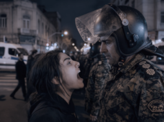 Ulasan ‘Dreams of Violets’: Seperti Apa Film yang Dibuat Sepenuhnya dengan AI? Drama Protes Iran Ash Koosha Secara Dramatis Mematikan, Tapi Ini Masih Menjadi Pertanda Masa Depan yang Mengejutkan
| beritakitanih Ulasan 'Dreams of Violets': Seperti Apa Film yang Dibuat Sepenuhnya dengan AI? Drama Protes Iran Ash Koosha Secara Dramatis Mematikan, Tapi Ini Masih Menjadi Pertanda Masa Depan yang Mengejutkan
| beritakitanih
