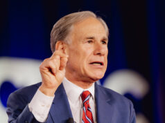 Untuk Mengalahkan Demokrat, Gubernur Texas Menganut Kelompok Kanan Keras
| beritakitanih Untuk Mengalahkan Demokrat, Gubernur Texas Menganut Kelompok Kanan Keras
| beritakitanih