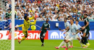 Uruguay terlambat menyamakan kedudukan setelah kiper Arab Saudi tampil heroik
| beritakitanih Uruguay terlambat menyamakan kedudukan setelah kiper Arab Saudi tampil heroik
| beritakitanih
