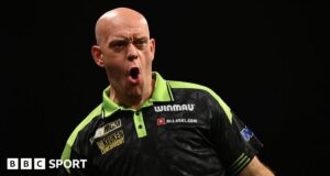 Van Gerwen mengalahkan Humphries 8-7 untuk memenangkan Nordic Masters
| beritakitanih Van Gerwen mengalahkan Humphries 8-7 untuk memenangkan Nordic Masters
| beritakitanih