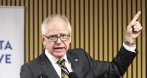 Walz mengajukan tuntutan penting kepada pemerintahan Trump
| beritakitanih Walz mengajukan tuntutan penting kepada pemerintahan Trump
| beritakitanih