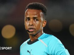 Wasit Somalia Artan dilarang memasuki AS
| beritakitanih Wasit Somalia Artan dilarang memasuki AS
| beritakitanih