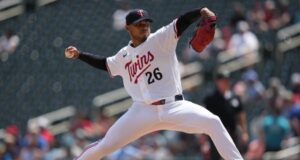 White Sox menghindari sapuan dengan mengalahkan si Kembar 8-0
| beritakitanih White Sox menghindari sapuan dengan mengalahkan si Kembar 8-0
| beritakitanih