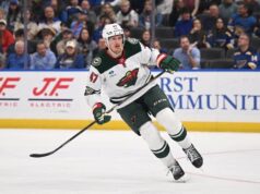 Wild menandatangani Michael McCarron untuk kontrak 6 tahun senilai $20 juta
| beritakitanih Wild menandatangani Michael McCarron untuk kontrak 6 tahun senilai $20 juta
| beritakitanih
