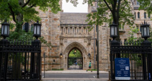 Yale Mencari Kesepakatan Administrasi Trump dalam Penyelidikan Ras dan Penerimaan
| beritakitanih Yale Mencari Kesepakatan Administrasi Trump dalam Penyelidikan Ras dan Penerimaan
| beritakitanih