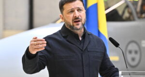 Zelensky Mencampur Ejekan dan Tawaran Pembicaraan Damai dalam Surat kepada Putin
| beritakitanih Zelensky Mencampur Ejekan dan Tawaran Pembicaraan Damai dalam Surat kepada Putin
| beritakitanih