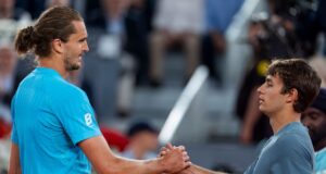 Zverev dan Cobolli berhadapan di final yang tidak terduga. Siapa …
| beritakitanih Zverev dan Cobolli berhadapan di final yang tidak terduga. Siapa ...
| beritakitanih