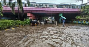 Layanan kereta Mumbai-Pune dihentikan setelah tanah longsor di bagian Karjat-Lonavala
| beritakitanih Layanan kereta Mumbai-Pune dihentikan setelah tanah longsor di bagian Karjat-Lonavala
| beritakitanih