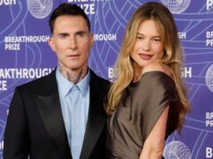 Adam Levine Bagikan Foto Langka Putranya Behati Prinsloo yang Berusia 3 Tahun
| beritakitanih Adam Levine Bagikan Foto Langka Putranya Behati Prinsloo yang Berusia 3 Tahun
| beritakitanih
