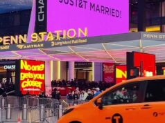Adegan Dari Pernikahan Taylor Swift di NYC: Penggemar, Bintang, dan Lainnya
| beritakitanih Adegan Dari Pernikahan Taylor Swift di NYC: Penggemar, Bintang, dan Lainnya
| beritakitanih