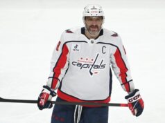 Alex Ovechkin Akan Kembali ke Washington untuk Satu Musim Lagi
| beritakitanih Alex Ovechkin Akan Kembali ke Washington untuk Satu Musim Lagi
| beritakitanih