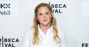 Amy Schumer Bercanda Tentang Diundang ke Makan Malam Latihan Taylor Swift
| beritakitanih Amy Schumer Bercanda Tentang Diundang ke Makan Malam Latihan Taylor Swift
| beritakitanih