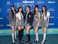 “Anggota NewJeans dan HYBE Menghadapi Tuntutan Hukum yang Mengklaim ‘ETA’ Mencuri Instrumental Dari Lagu Sebelumnya”.
| beritakitanih "Anggota NewJeans dan HYBE Menghadapi Tuntutan Hukum yang Mengklaim 'ETA' Mencuri Instrumental Dari Lagu Sebelumnya".
| beritakitanih