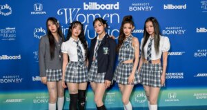 “Anggota NewJeans dan HYBE Menghadapi Tuntutan Hukum yang Mengklaim ‘ETA’ Mencuri Instrumental Dari Lagu Sebelumnya”.
| beritakitanih "Anggota NewJeans dan HYBE Menghadapi Tuntutan Hukum yang Mengklaim 'ETA' Mencuri Instrumental Dari Lagu Sebelumnya".
| beritakitanih
