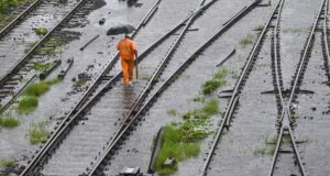 BMC mengumumkan hari libur untuk semua sekolah dan perguruan tinggi Mumbai hari ini, karena hujan lebat terus berlanjut | Pembaruan monsun LANGSUNG
| beritakitanih BMC mengumumkan hari libur untuk semua sekolah dan perguruan tinggi Mumbai hari ini, karena hujan lebat terus berlanjut | Pembaruan monsun LANGSUNG
| beritakitanih