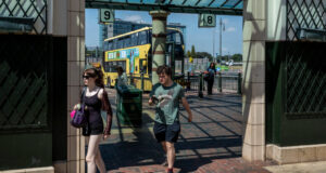 Bagaimana Bus dan Trem Lebah Manchester Membantu Mendorong Kebangkitan Andy Burnham
| beritakitanih Bagaimana Bus dan Trem Lebah Manchester Membantu Mendorong Kebangkitan Andy Burnham
| beritakitanih