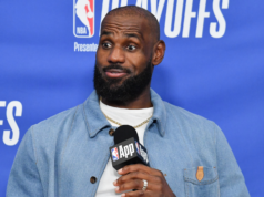 Bagaimana LeBron James akan mengumumkan keputusan agensi bebasnya? Enam kemungkinan saat NBA menunggu keputusan lain
| beritakitanih Bagaimana LeBron James akan mengumumkan keputusan agensi bebasnya? Enam kemungkinan saat NBA menunggu keputusan lain
| beritakitanih