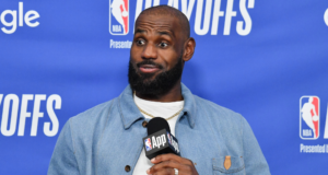 Bagaimana LeBron James akan mengumumkan keputusan agensi bebasnya? Enam kemungkinan saat NBA menunggu keputusan lain
| beritakitanih Bagaimana LeBron James akan mengumumkan keputusan agensi bebasnya? Enam kemungkinan saat NBA menunggu keputusan lain
| beritakitanih