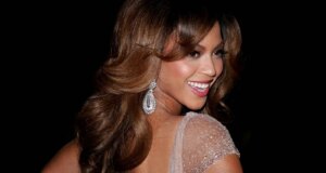 Beyoncé Menghadirkan Kembang Api Empat Juli Dengan Lagu Baru Kejutan ‘Morning Dew (Donk)’
| beritakitanih Beyoncé Menghadirkan Kembang Api Empat Juli Dengan Lagu Baru Kejutan 'Morning Dew (Donk)'
| beritakitanih