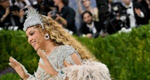 Beyoncé, Suki Waterhouse, Teddy Swims & Lainnya: Panduan Musik Baru Jumat
| beritakitanih Beyoncé, Suki Waterhouse, Teddy Swims & Lainnya: Panduan Musik Baru Jumat
| beritakitanih