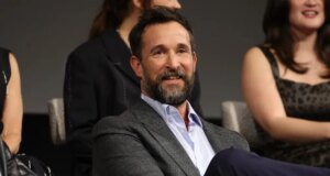 Bintang ‘The Pitt’ Noah Wyle Ditawari Peran dalam ‘Saving Private Ryan’ dan ‘Good Night, and Good Luck’ tetapi ‘Tidak Bisa Keluar’ dari Syuting ‘ER’
| beritakitanih Bintang 'The Pitt' Noah Wyle Ditawari Peran dalam 'Saving Private Ryan' dan 'Good Night, and Good Luck' tetapi 'Tidak Bisa Keluar' dari Syuting 'ER'
| beritakitanih