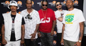 Bone Thugs-n-Harmony Dihormati Dengan Bintang Walk of Fame: ‘Siapa Saja yang Menyelaraskan, Melakukan Rap dengan Cepat, Orang Tahu Dari Mana Asalnya’
| beritakitanih Bone Thugs-n-Harmony Dihormati Dengan Bintang Walk of Fame: 'Siapa Saja yang Menyelaraskan, Melakukan Rap dengan Cepat, Orang Tahu Dari Mana Asalnya'
| beritakitanih