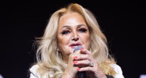 Bonnie Tyler, Penyanyi “Total Eclipse of the Heart”, Meninggal pada usia 75 tahun
| beritakitanih Bonnie Tyler, Penyanyi “Total Eclipse of the Heart”, Meninggal pada usia 75 tahun
| beritakitanih