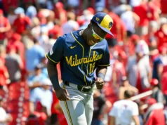 Brewers memanggil prospek No. 4 Luis Lara untuk akhirnya melakukan debut MLB setelah menandatangani perpanjangan waktu 7 tahun
| beritakitanih Brewers memanggil prospek No. 4 Luis Lara untuk akhirnya melakukan debut MLB setelah menandatangani perpanjangan waktu 7 tahun
| beritakitanih