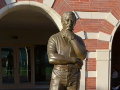CBS Sports menobatkan sepak bola USC sebagai program dekade ini pada tahun 1970-an
| beritakitanih CBS Sports menobatkan sepak bola USC sebagai program dekade ini pada tahun 1970-an
| beritakitanih