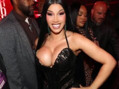 Cardi B Memenangkan $60.000 Dari Blogger Tasha K Atas Postingan Offset dan Stefon Diggs
| beritakitanih Cardi B Memenangkan $60.000 Dari Blogger Tasha K Atas Postingan Offset dan Stefon Diggs
| beritakitanih