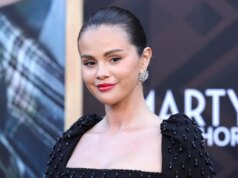 Celana Jeans Baggy Gadis Keren Selena Gomez Ternyata Masih Tersedia
| beritakitanih Celana Jeans Baggy Gadis Keren Selena Gomez Ternyata Masih Tersedia
| beritakitanih